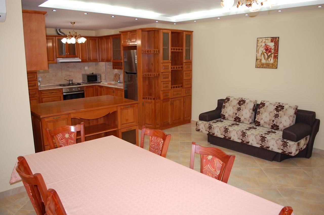 Гостевой дом Mutafova House Трявна