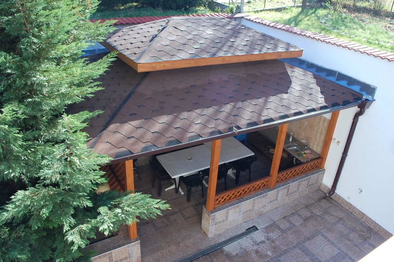 Гостевой дом Mutafova House Трявна-7