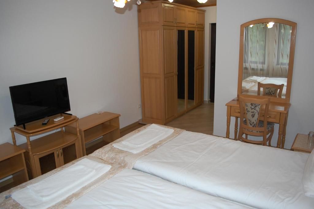 Гостевой дом Mutafova House Трявна